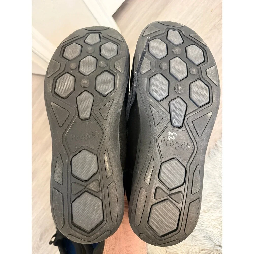 Kenneth Cole New York propet pryce